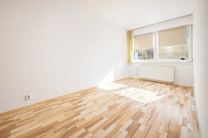 Pronájem bytu 2+kk, Brno, Šmahova, 44 m2