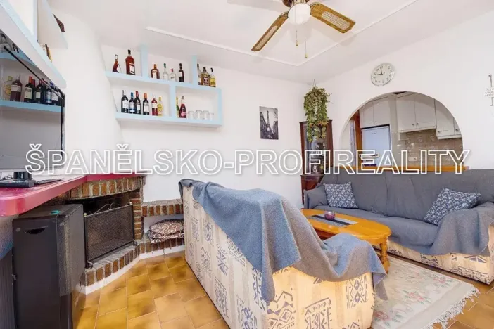 Prodej vícegeneračního domu, Alicante, Španělsko, 78 m2