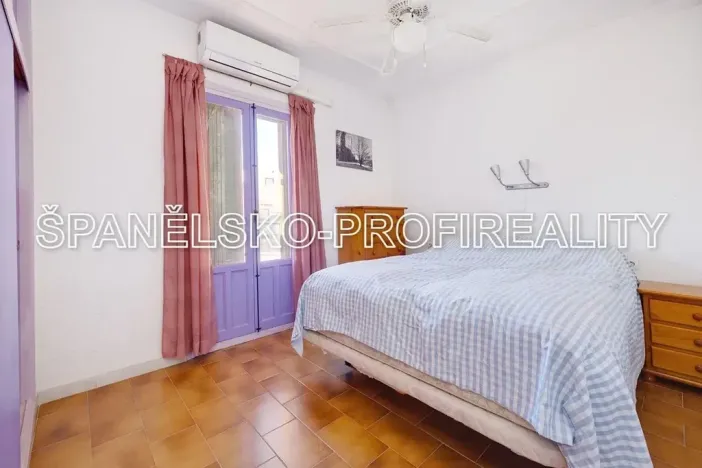 Prodej vícegeneračního domu, Alicante, Španělsko, 78 m2