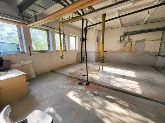 Prodej - jiné, Znojmo, Pod Soudním vrchem, 152 m2