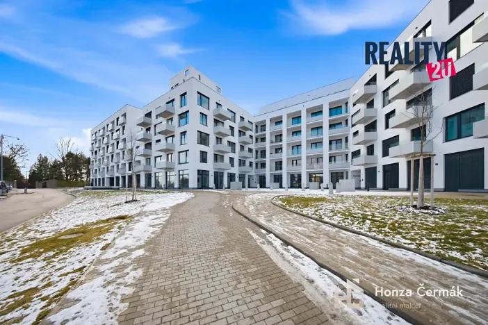 Pronájem bytu 1+kk, Brno, 35 m2