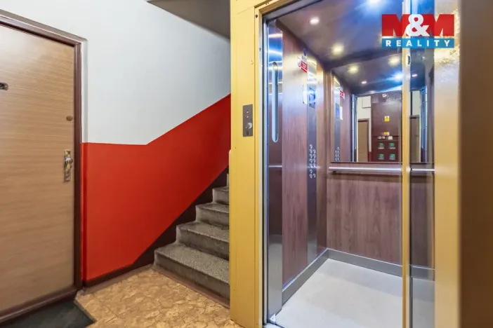 Prodej bytu 2+1, Děčín - Děčín VI-Letná, Krásnostudenecká, 51 m2