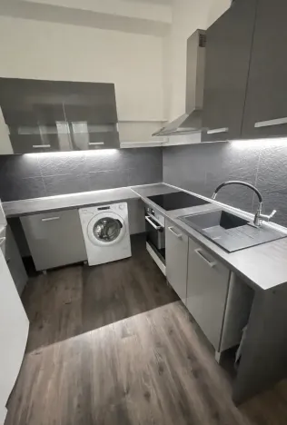 Pronájem bytu 2+kk, Praha - Vinohrady, Hollarovo náměstí, 50 m2