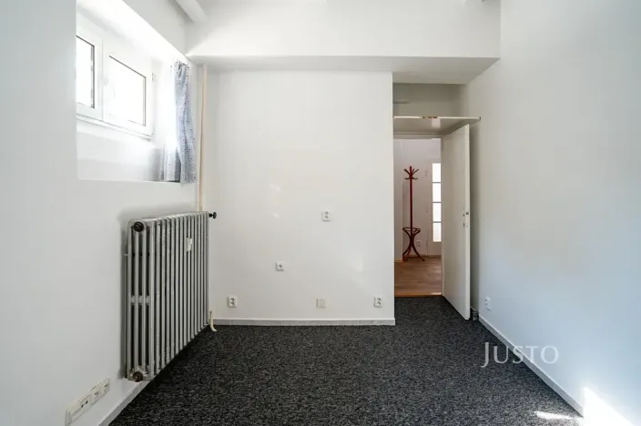 Pronájem bytu 2+kk, Praha - Dejvice, České družiny, 43 m2