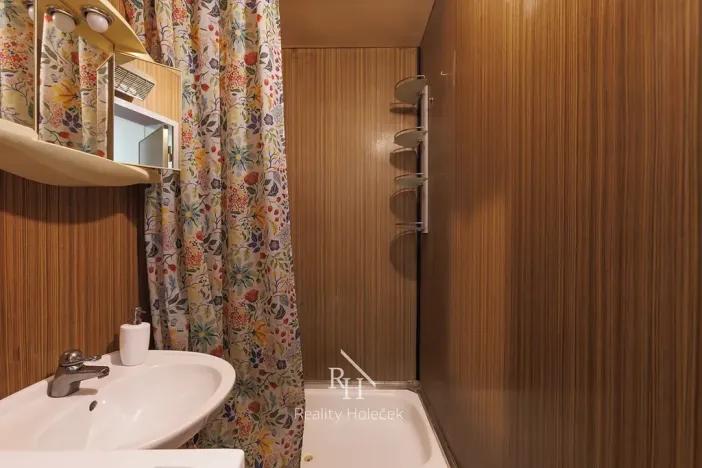 Prodej bytu 2+kk, Praha - Řepy, Galandova, 45 m2