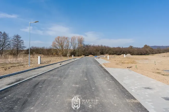 Prodej pozemku pro bydlení, Komárov, 954 m2