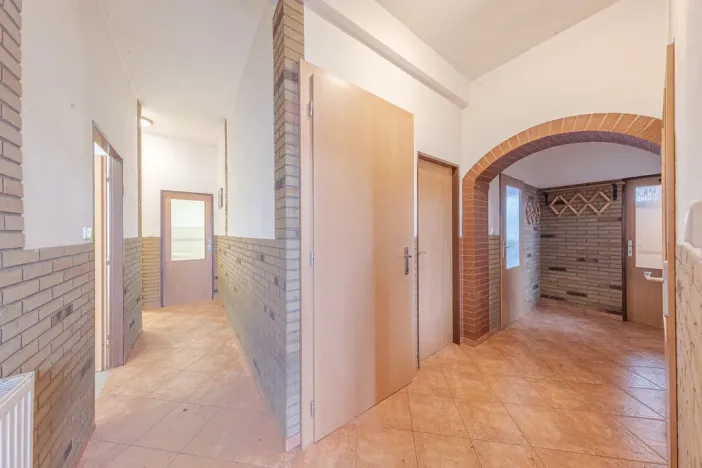 Prodej komerční, Rosice, 398 m2