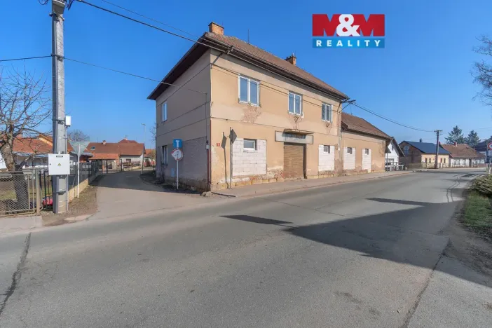 Prodej rodinného domu, Chomutice, 260 m2