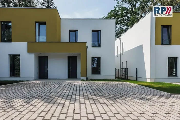 Prodej bytu 5+kk, Praha - Klánovice, U trativodu, 146 m2