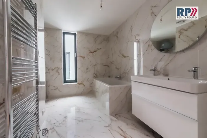 Prodej bytu 5+kk, Praha - Klánovice, U trativodu, 146 m2