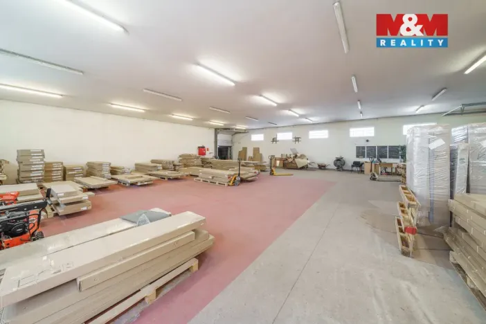 Prodej obchodního prostoru, Teplice, Libušina, 760 m2