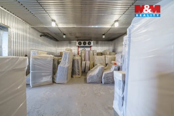 Prodej obchodního prostoru, Teplice, Libušina, 760 m2