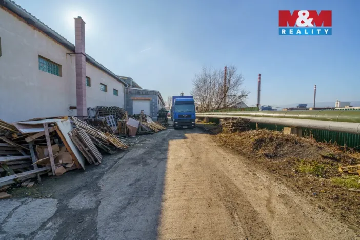 Prodej obchodního prostoru, Teplice, Libušina, 760 m2