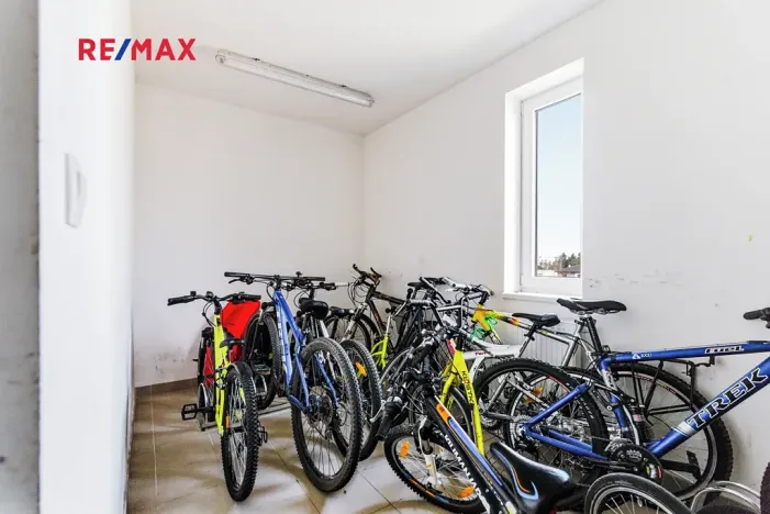 Prodej bytu 2+kk, Praha - Hostavice, U Hostavického potoka, 50 m2