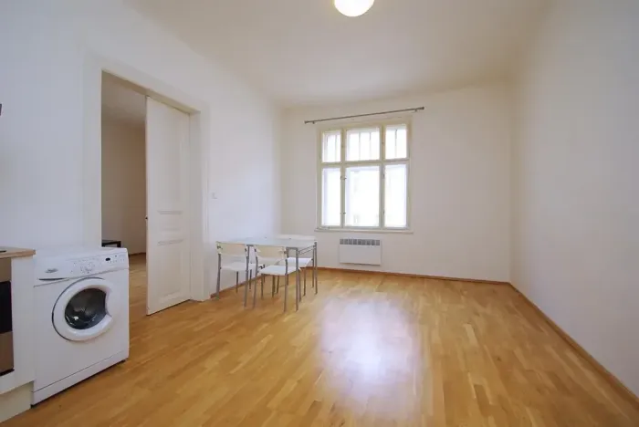 Pronájem bytu 2+kk, Praha - Žižkov, Kubelíkova, 46 m2