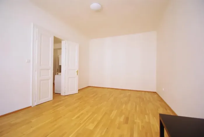 Pronájem bytu 2+kk, Praha - Žižkov, Kubelíkova, 46 m2