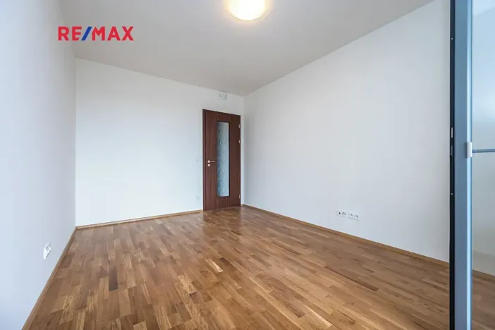 Pronájem bytu 2+kk, Praha - Modřany, Mezi vodami, 56 m2