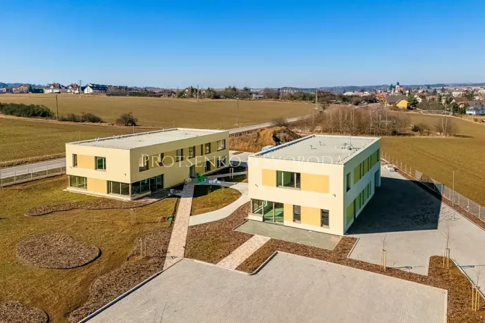 Pronájem kanceláře, Velká Bíteš, 270 m2