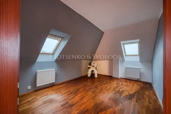 Prodej rodinného domu, Klínec, 345 m2