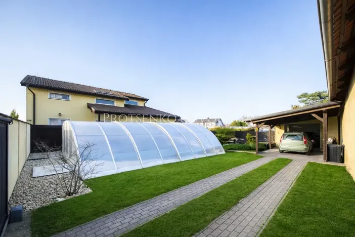 Prodej rodinného domu, Přerov nad Labem, 283 m2