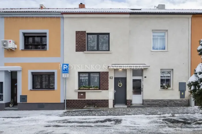 Prodej činžovního domu, Kolín, Ke Hřišti, 186 m2