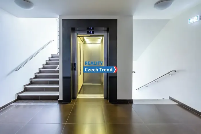 Pronájem bytu 2+kk, Olomouc, Třída Jiřího Pelikána, 59 m2