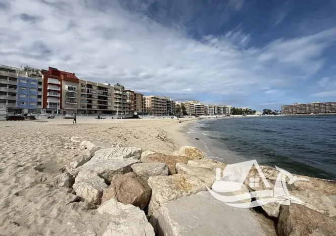 Prodej bytu 2+kk, Torrevieja, Španělsko, 42 m2