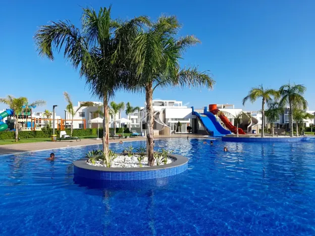 Prodej bytu 1+1, Trikomo, Kypr, 60 m2