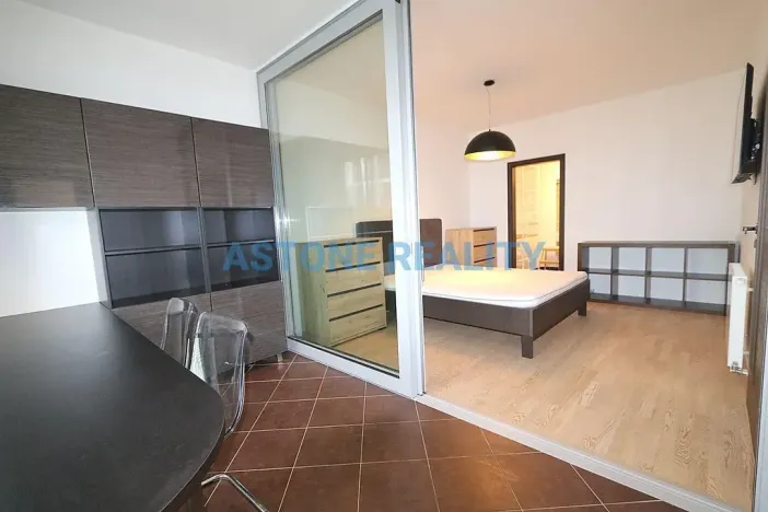 Prodej bytu 2+kk, Praha - Žižkov, Olšanská, 59 m2