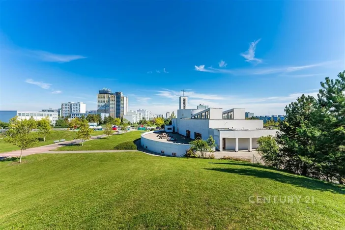 Prodej bytu 2+kk, Praha, Tatarkova, 42 m2