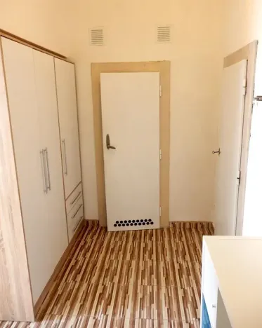 Pronájem bytu 2+kk, Praha - Vršovice, Holandská, 43 m2