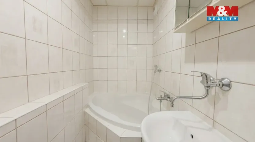 Prodej bytu 1+1, Orlová - Lutyně, Okružní, 51 m2