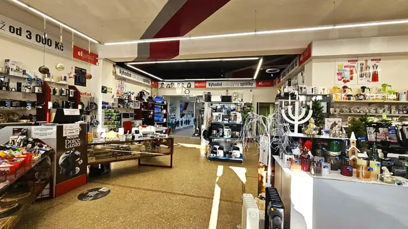 Pronájem obchodního prostoru, Letovice, Masarykovo náměstí, 20 m2