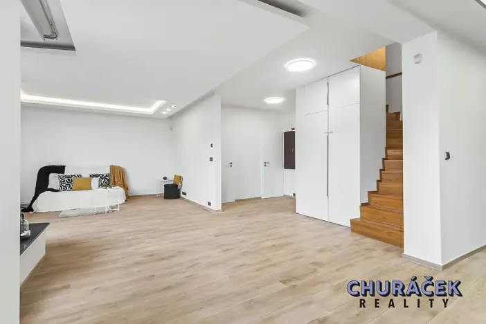 Pronájem bytu 3+kk, Praha - Kunratice, Merhoutova, 114 m2