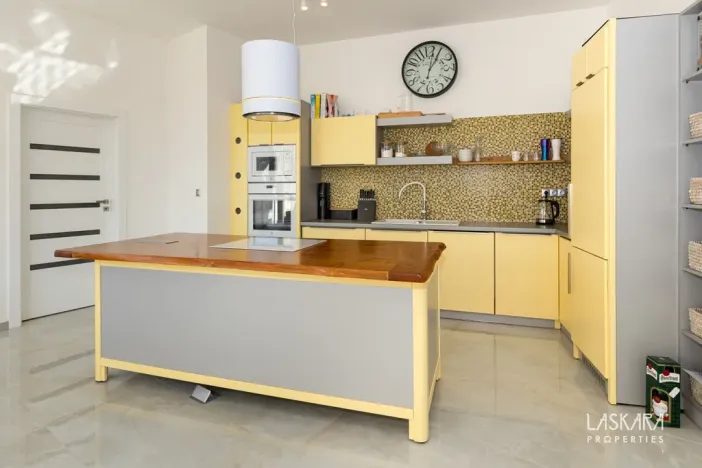 Pronájem bytu 3+kk, Horoušany - Horoušánky, Hlavní, 129 m2