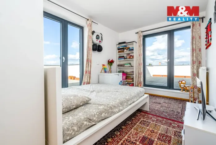 Prodej bytu 3+kk, Horoměřice, Karla IV., 76 m2