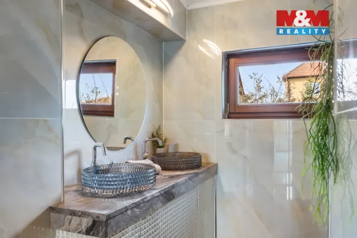 Prodej rodinného domu, Klobuky, Učitelská, 180 m2