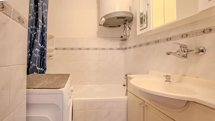 Pronájem bytu 3+1, Velký Osek, Revoluční, 65 m2