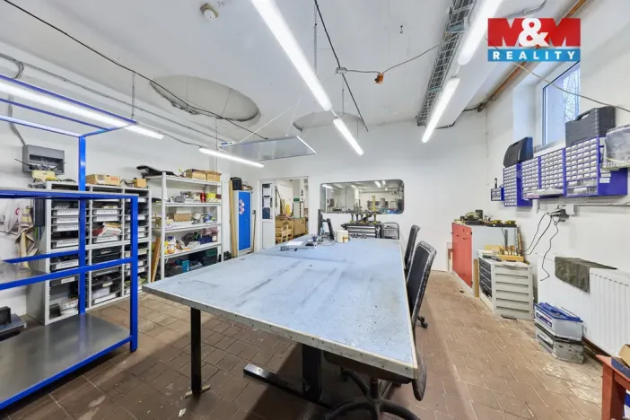 Prodej obchodního prostoru, Trutnov - Horní Staré Město, 1667 m2