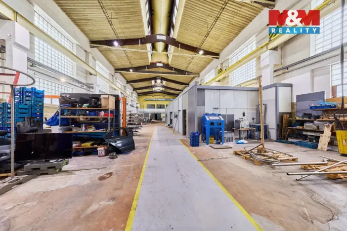 Prodej skladu, Trutnov - Horní Staré Město, 1667 m2