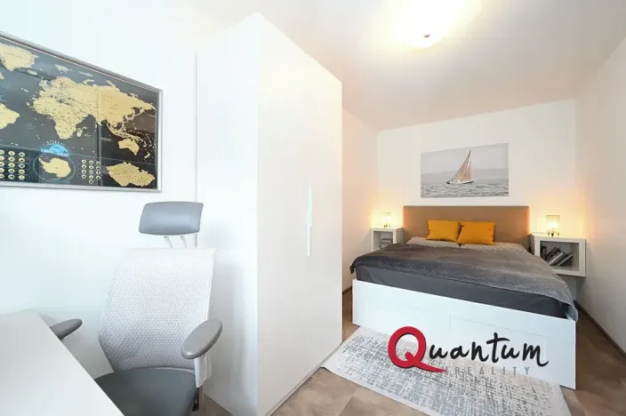 Pronájem bytu 2+kk, Praha - Vysočany, Pod Harfou, 57 m2