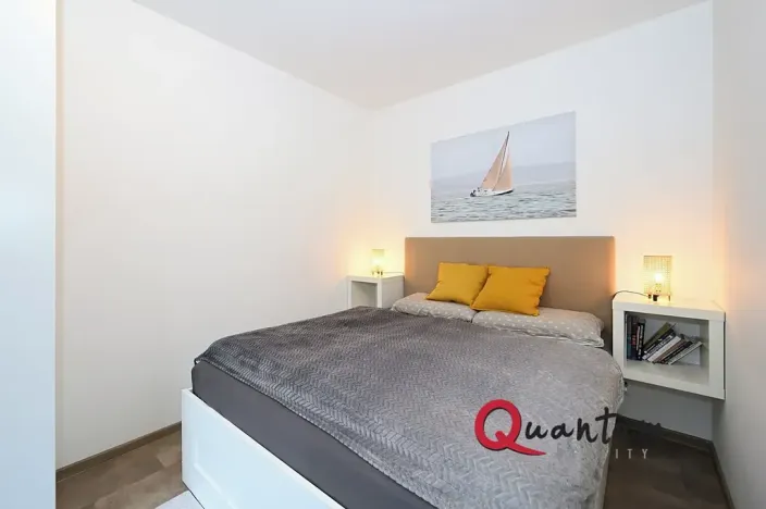 Pronájem bytu 2+kk, Praha - Vysočany, Pod Harfou, 57 m2