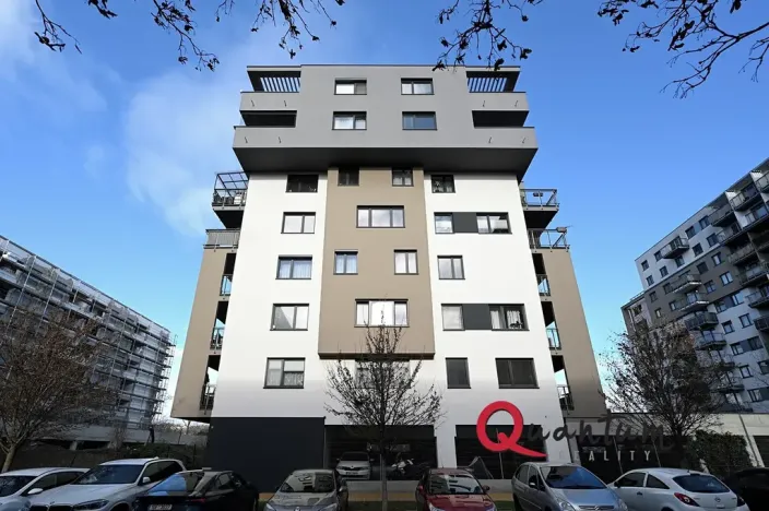 Pronájem bytu 2+kk, Praha - Vysočany, Pod Harfou, 57 m2