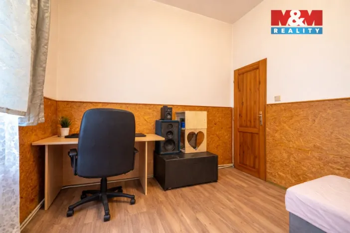 Prodej bytu 4+1, Nový Bor - Arnultovice, Gen. Svobody, 97 m2