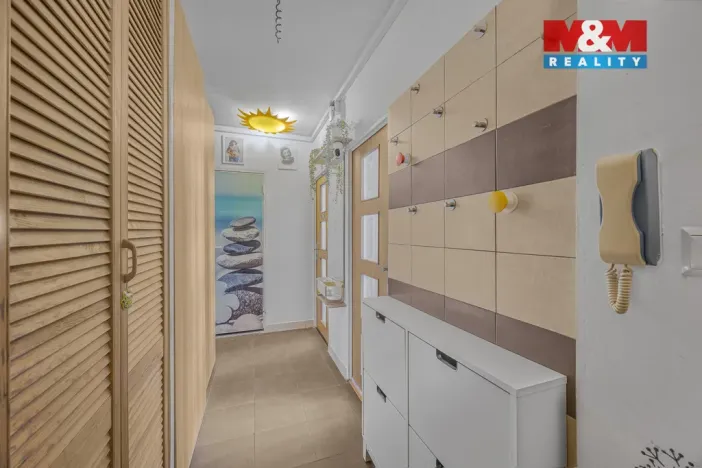 Prodej bytu 3+kk, Praha - Černý Most, Doležalova, 72 m2