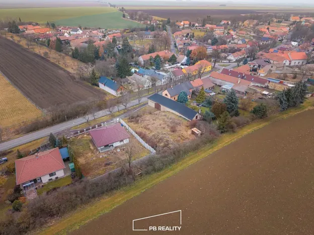 Prodej zahrady, Peruc, 747 m2