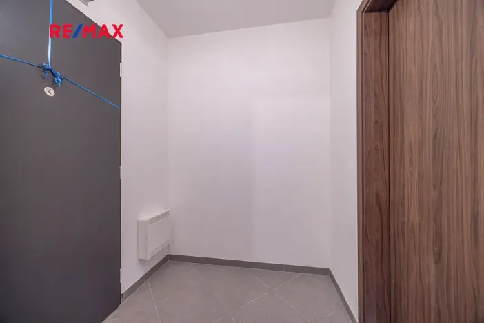 Prodej bytu 1+kk, Praha - Ruzyně, Stočesova, 30 m2