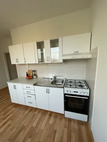 Pronájem bytu 3+1, Česká Lípa, Okružní, 74 m2