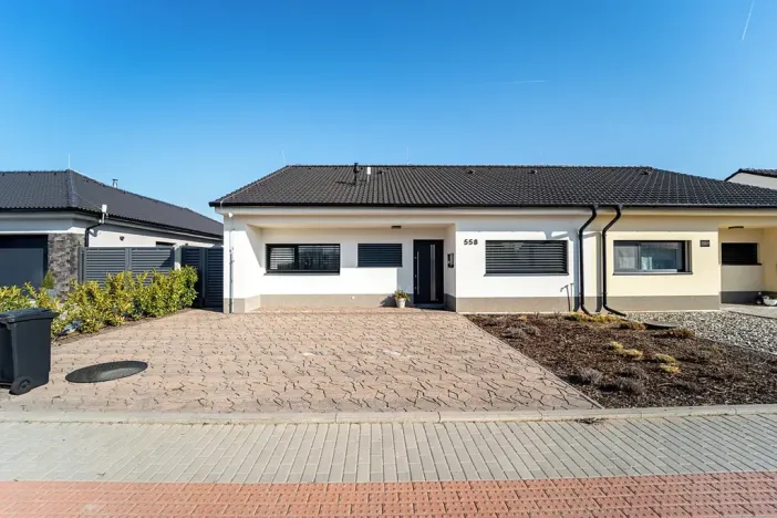 Prodej rodinného domu, Hevlín, 91 m2