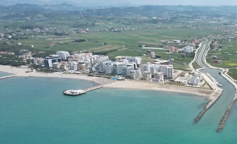 Prodej bytu 2+kk, Kavaja, Albánie, 66 m2